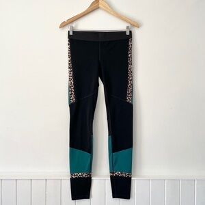 GapFit GFast Cheetah Animal Print Leggings Size S